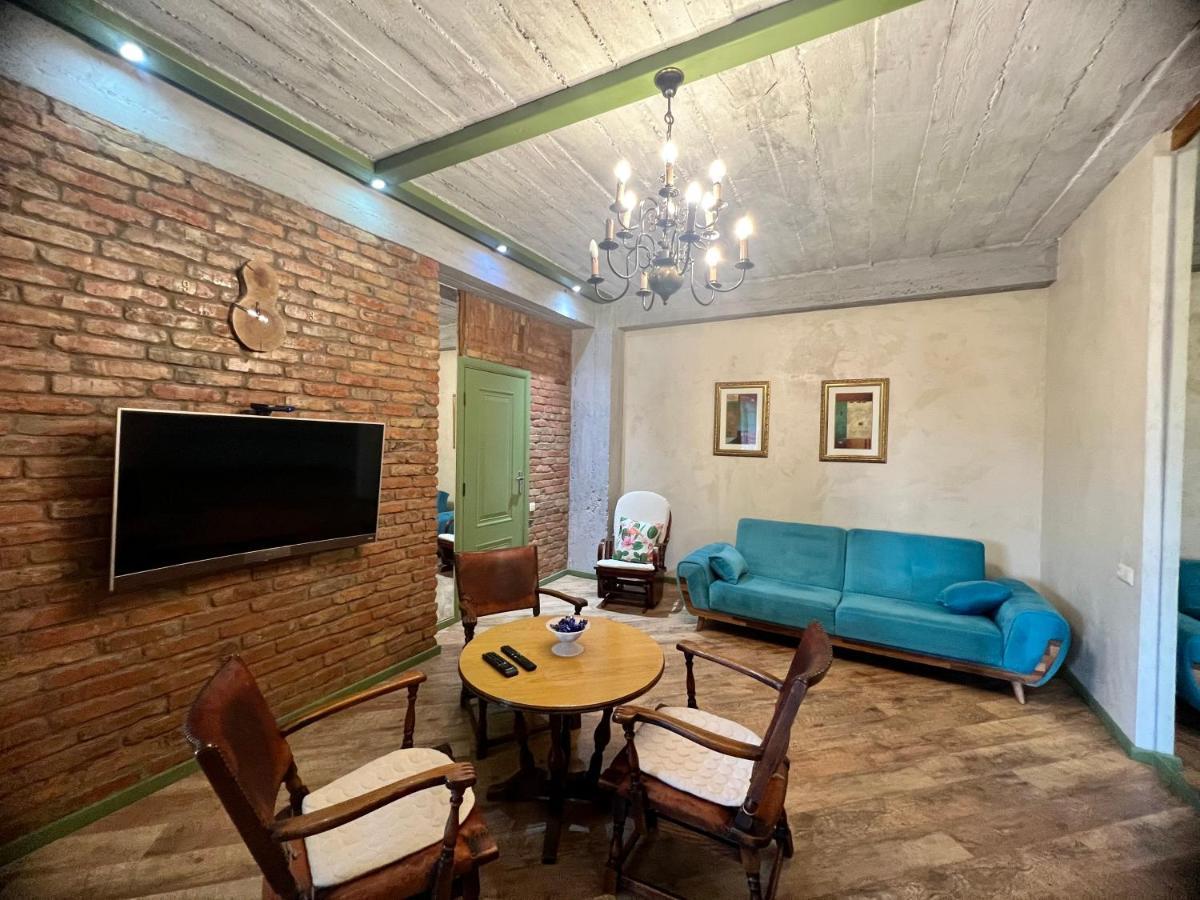 T2&T3 Apartments Levanto 第比利斯 外观 照片