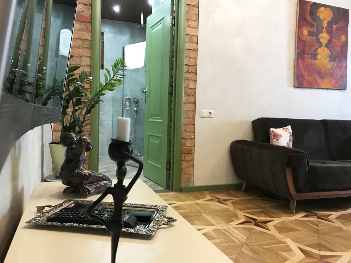 T2&T3 Apartments Levanto 第比利斯 外观 照片